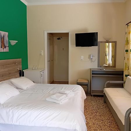 Hermes Agia Marina  Exterior photo